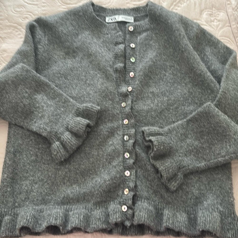 ZARAAttractive jacket